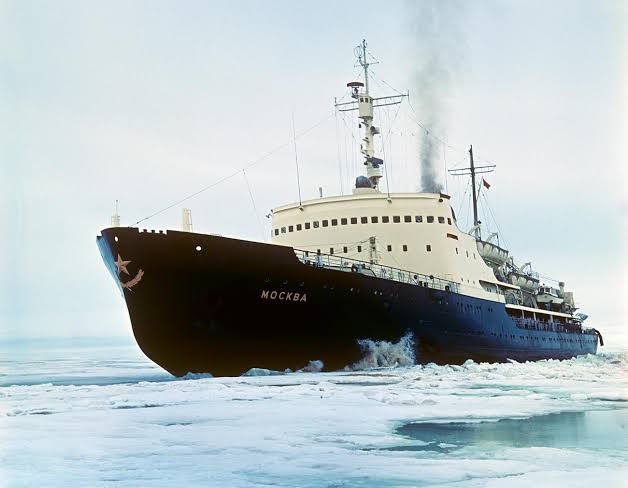 The Time a Soviet Icebreaker Freed Thousands of Trapped Belugas — With a Little Help From Classical Music